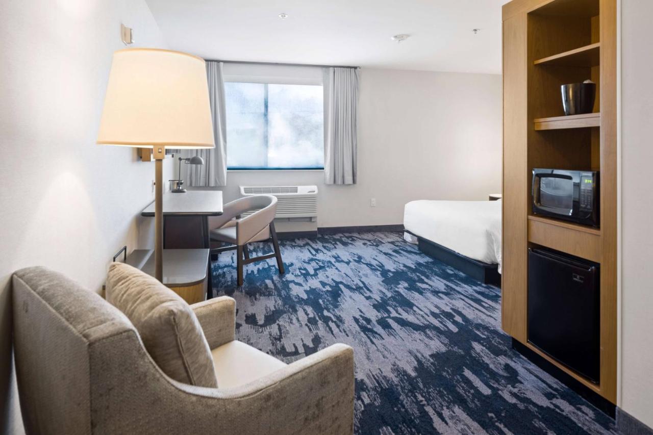 Fairfield Inn & Suites By Marriott San Diego Pacific Beach Экстерьер фото