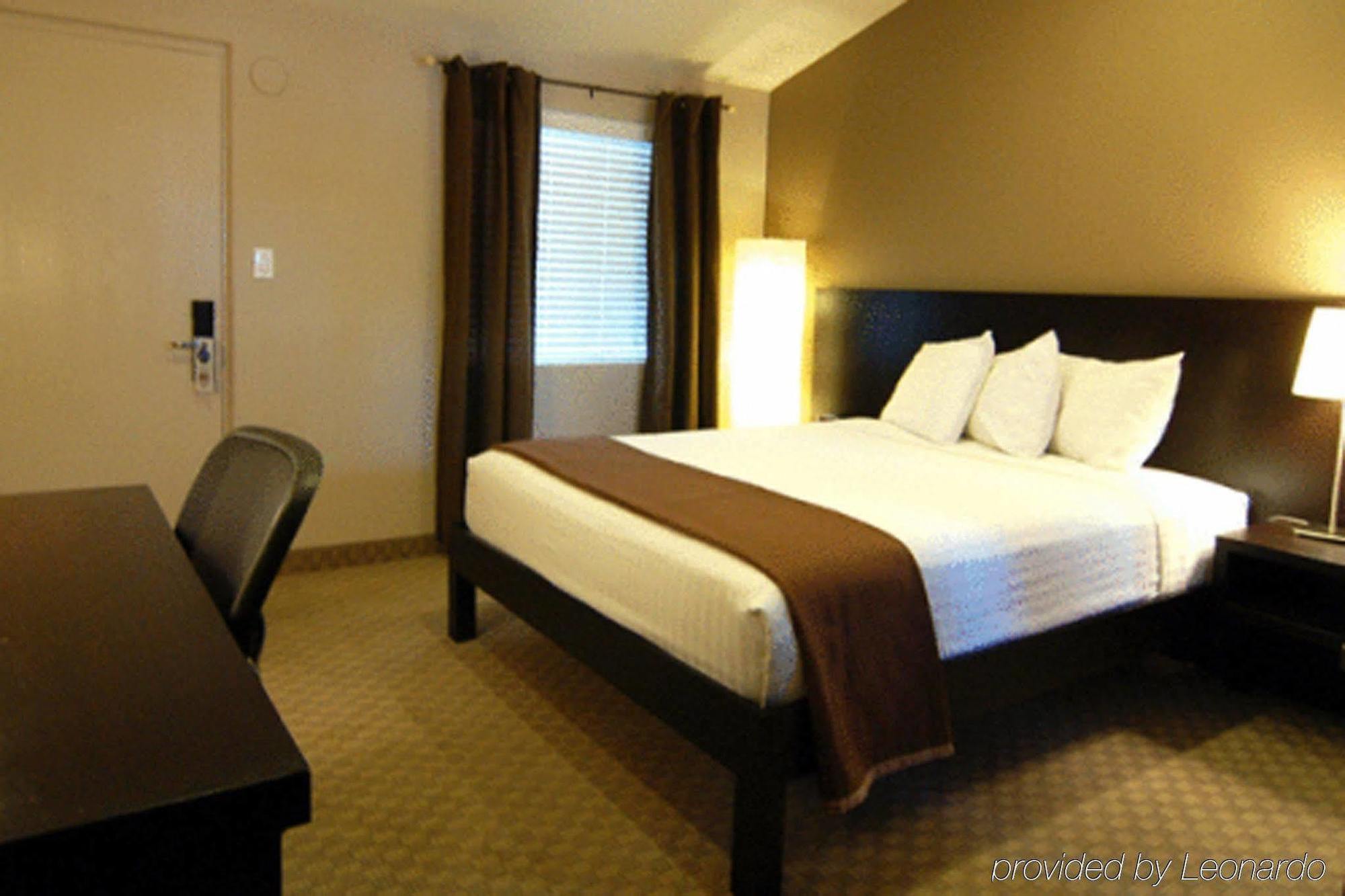Fairfield Inn & Suites By Marriott San Diego Pacific Beach Номер фото